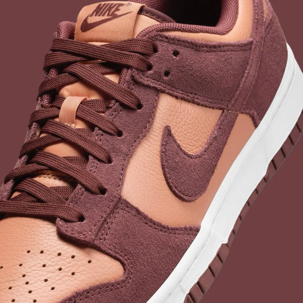 Nike Men's Dunk Low Se Shoes - Amber Brown / Dark Pony / White Nike Air Zoom Vomero Shoes