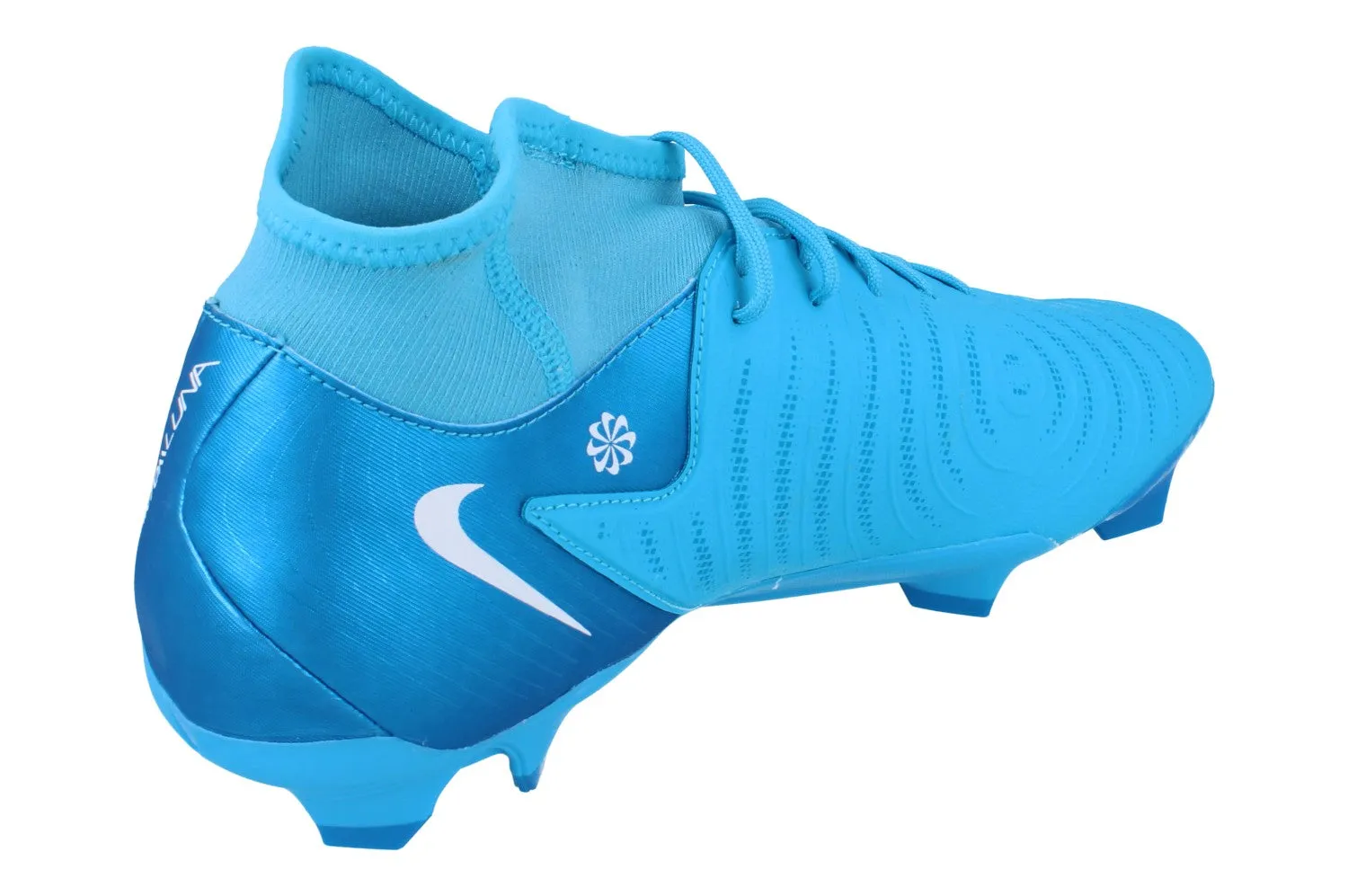 Soccer Cleat For Wide Feet Nike Phantom Luna II Academy Fg/Mg Mens Football Boots FD6725 400