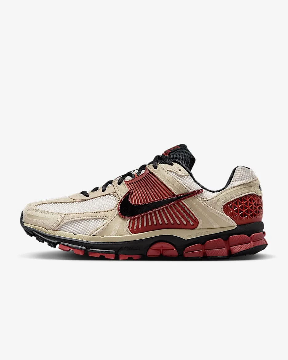 Nike Men's Zoom Vomero 5 Shoes - Desert Khaki / Light Orewood Brown / Mars Stone / Black Nike Challenger Shoes