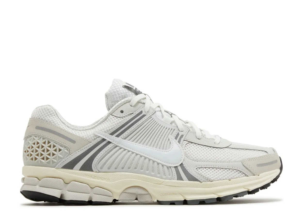 Tiger Nike Shoes Nike Vomero 5 Platinum Tint