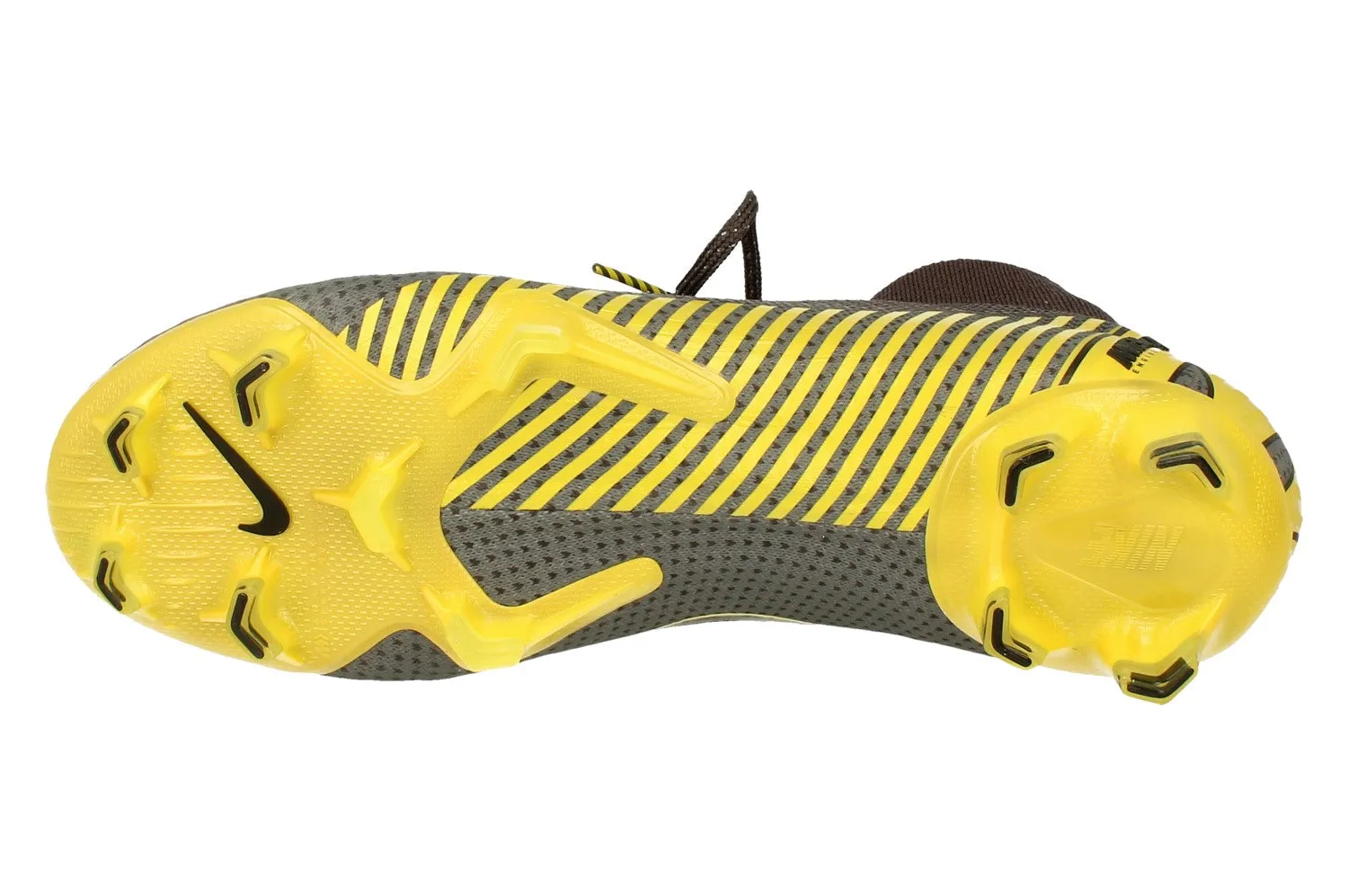 The Best Soccer Cleats For Midfielders Nike Superfly 6 Elite FG Mens Football Boots AH7365 070