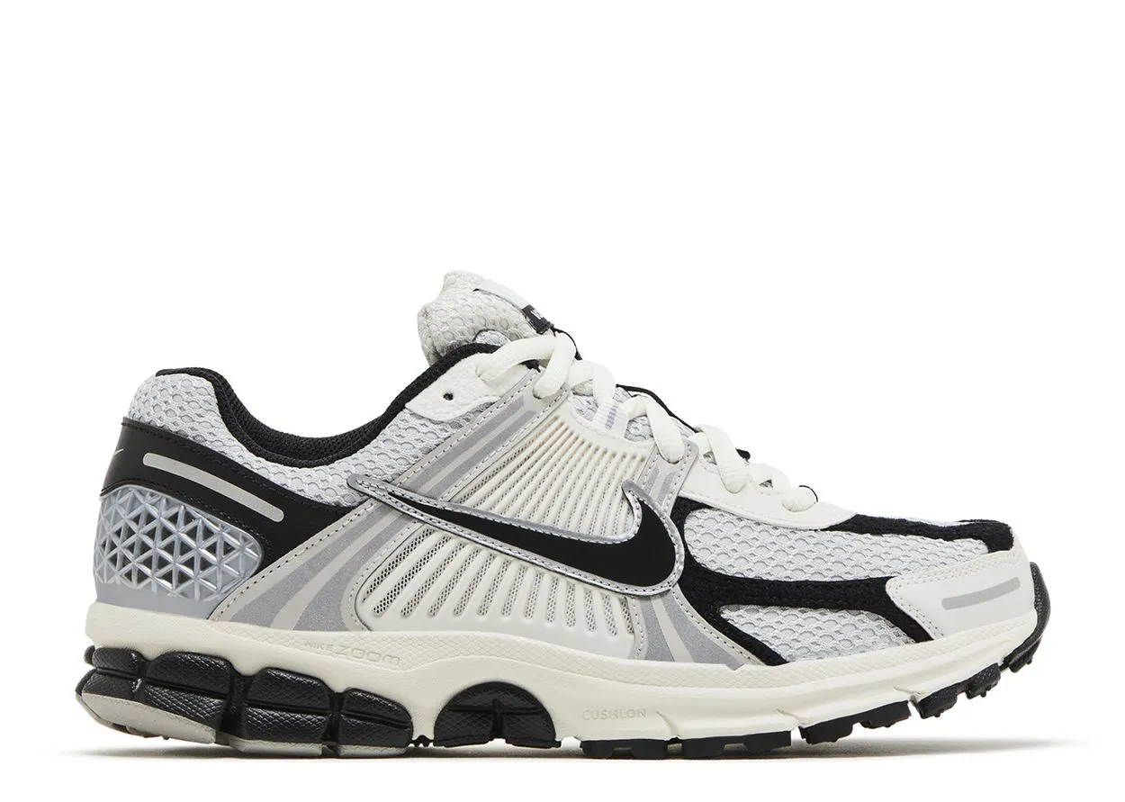 Nike Womens Vomero 5 Photon Dust Black Nike Sfs Shoes