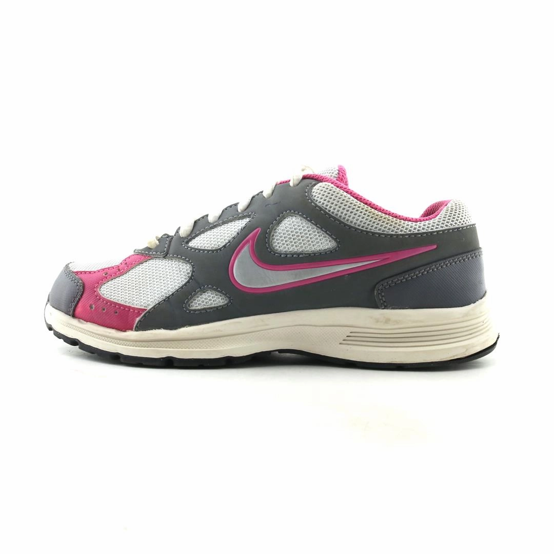 NIKE  ADVANTAGE RUNNER 2 Running Speed Shoes