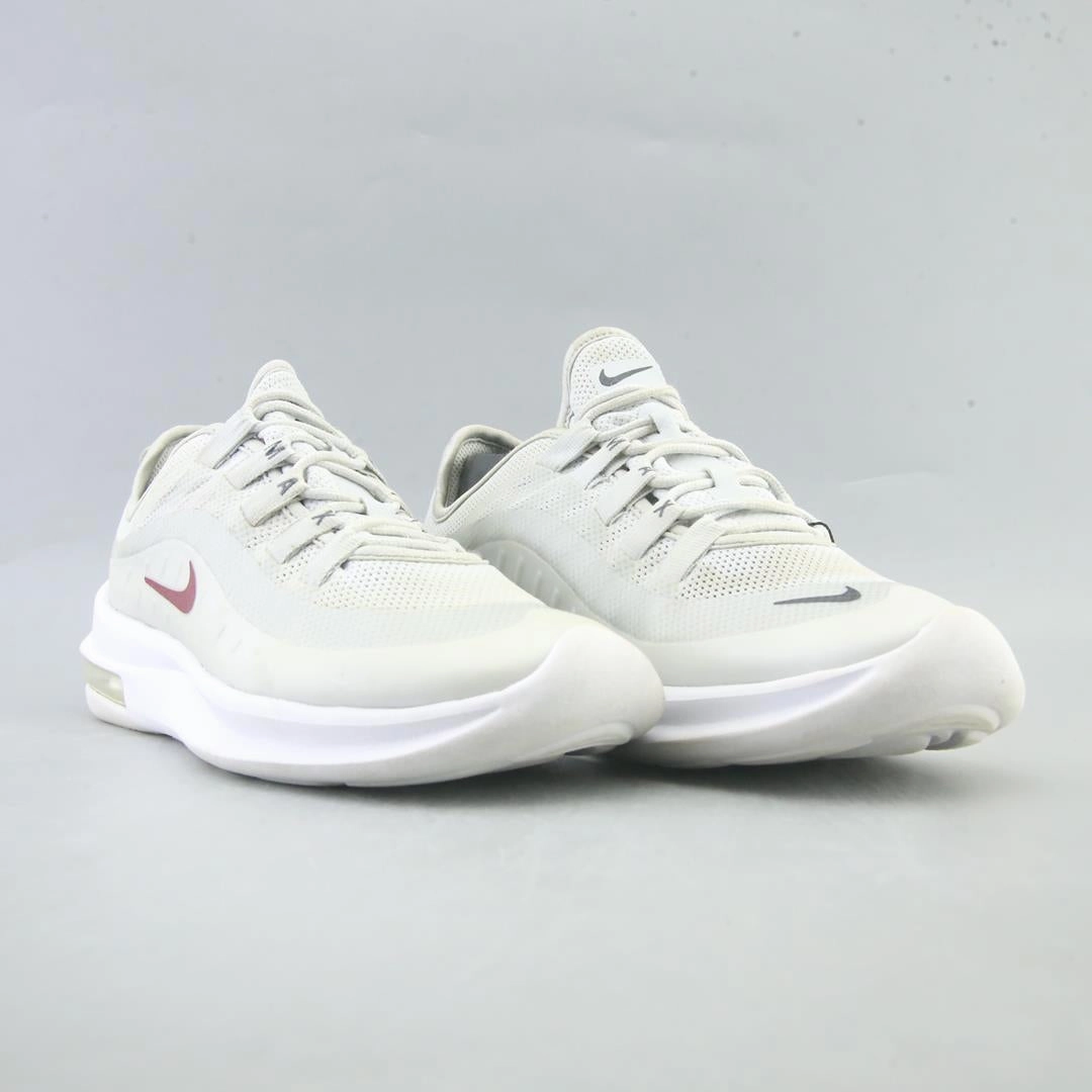 NIKE AIR MAX AXIS Boston Running Shoes