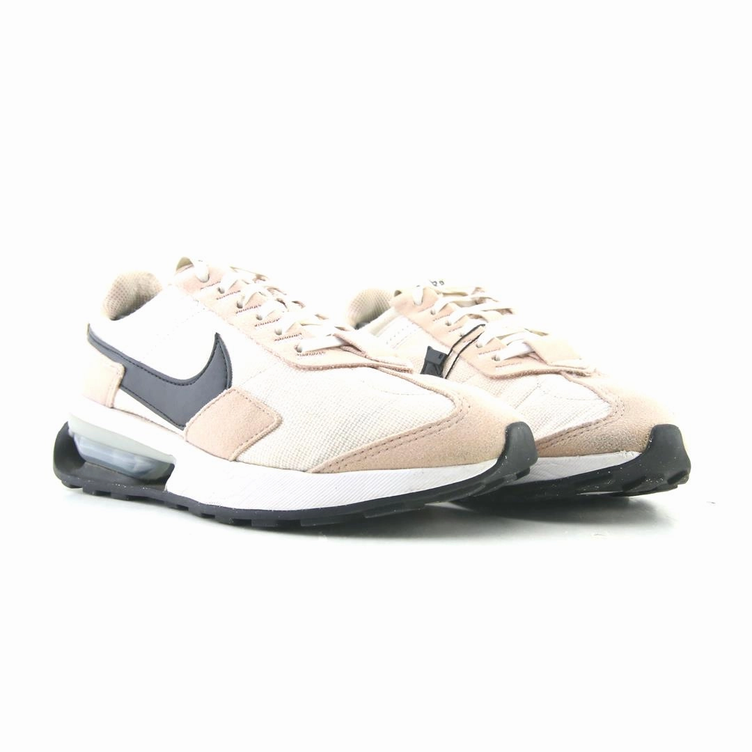 Running Shoes Boston NIKE AIR MAX PRE-DAY