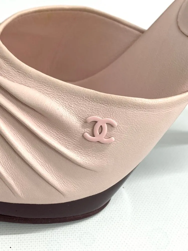 Sandals Resort Nassau Bahamas Chanel Beige Strappy Sandals