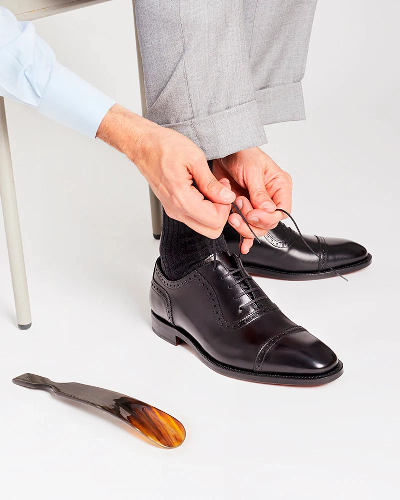 Chukka Boots Vs Oxfords Black Brogue Oxford Dress Shoe