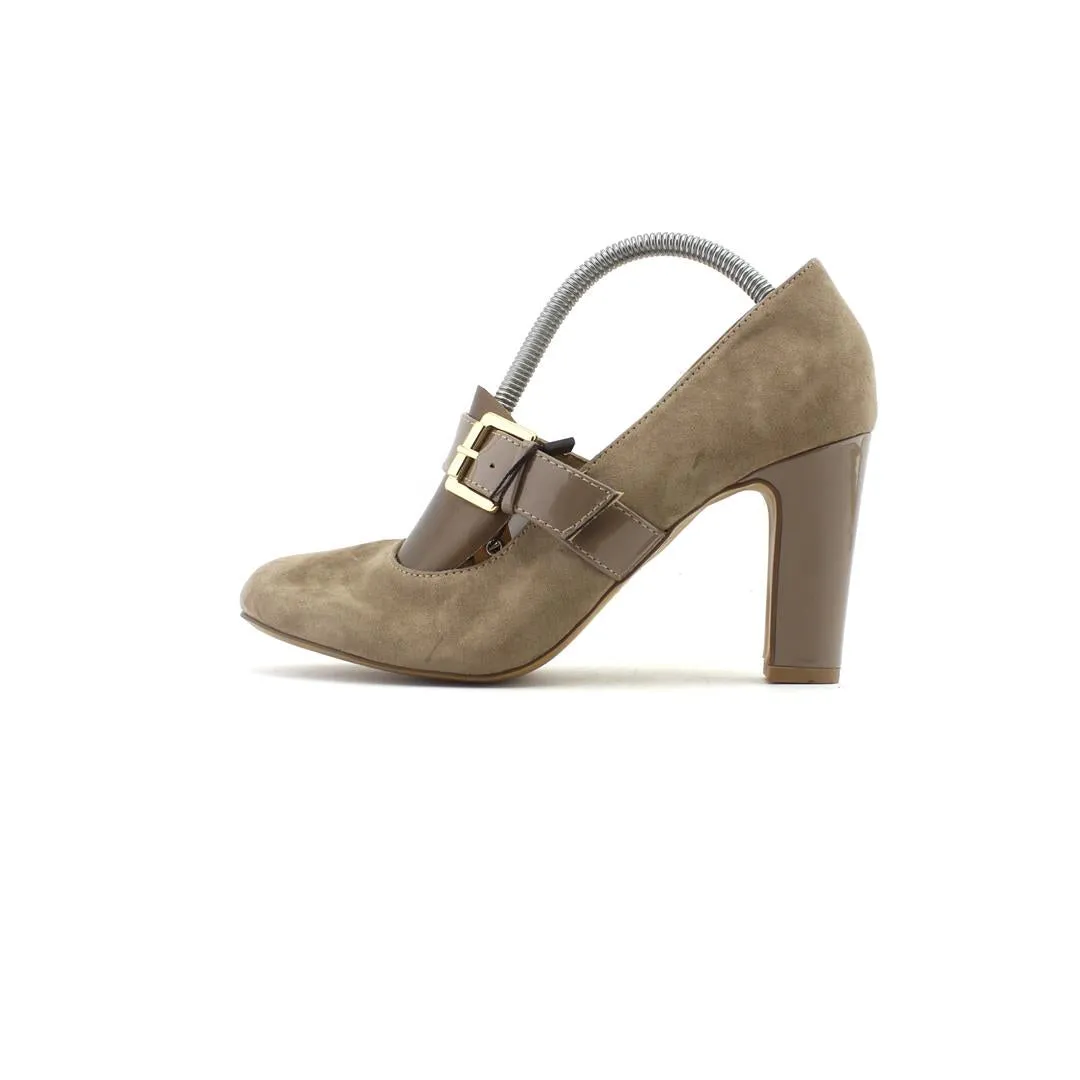 JESSICA SIMPSON . Sneakers With High Heel