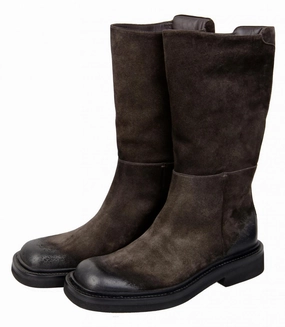 Prada Men's Brown welt-sewn Leather Boots PI051A These Boots Are Made Of Walking