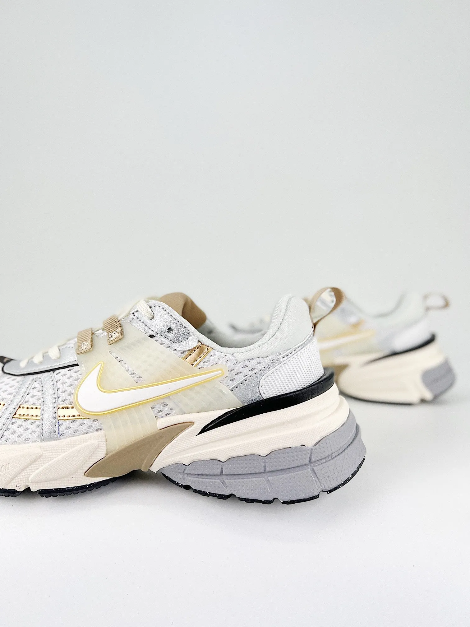 Nike Sc Running Shoe Nike V2K Run