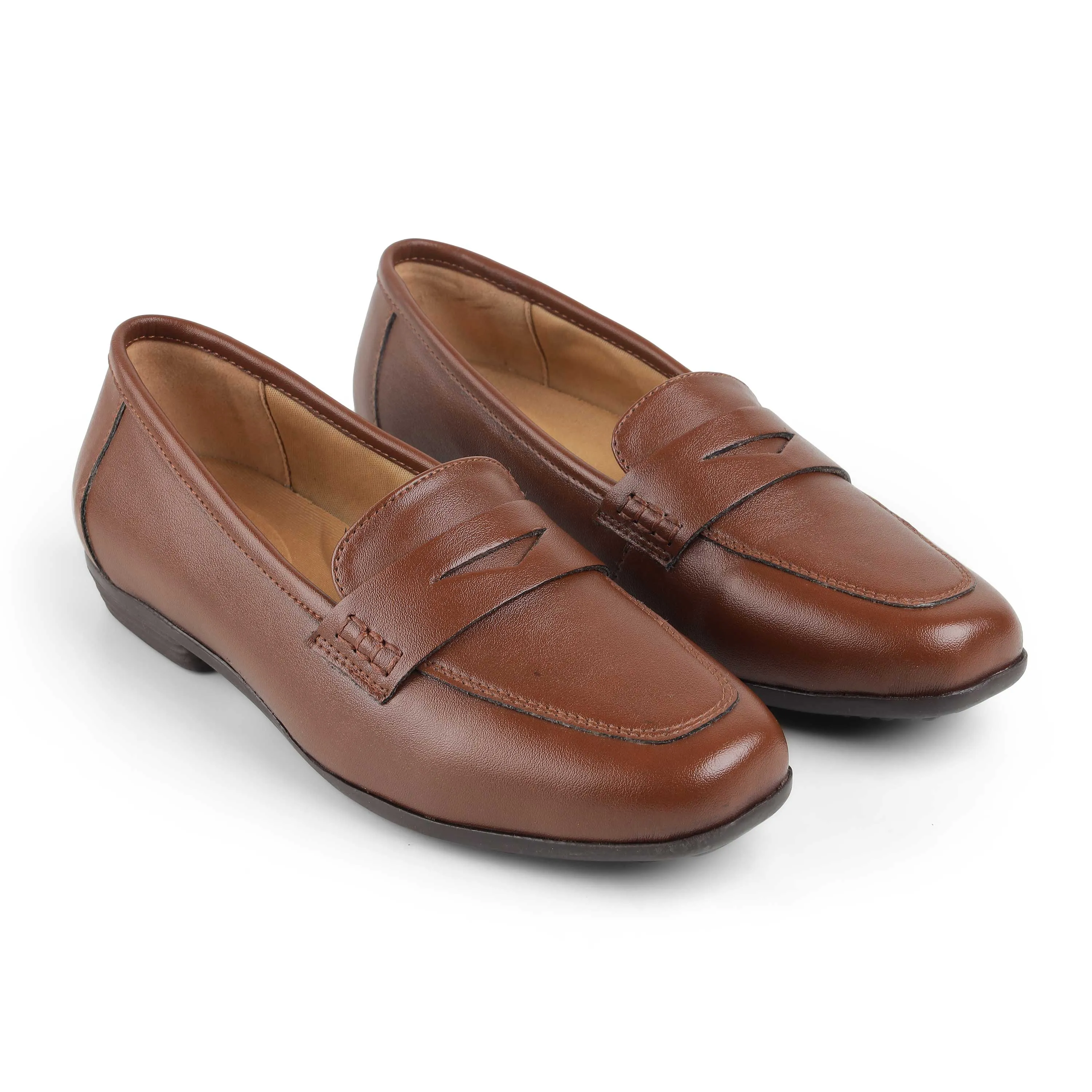 And White Loafers Tresmode Lolap Tan Women's Casual Loafers