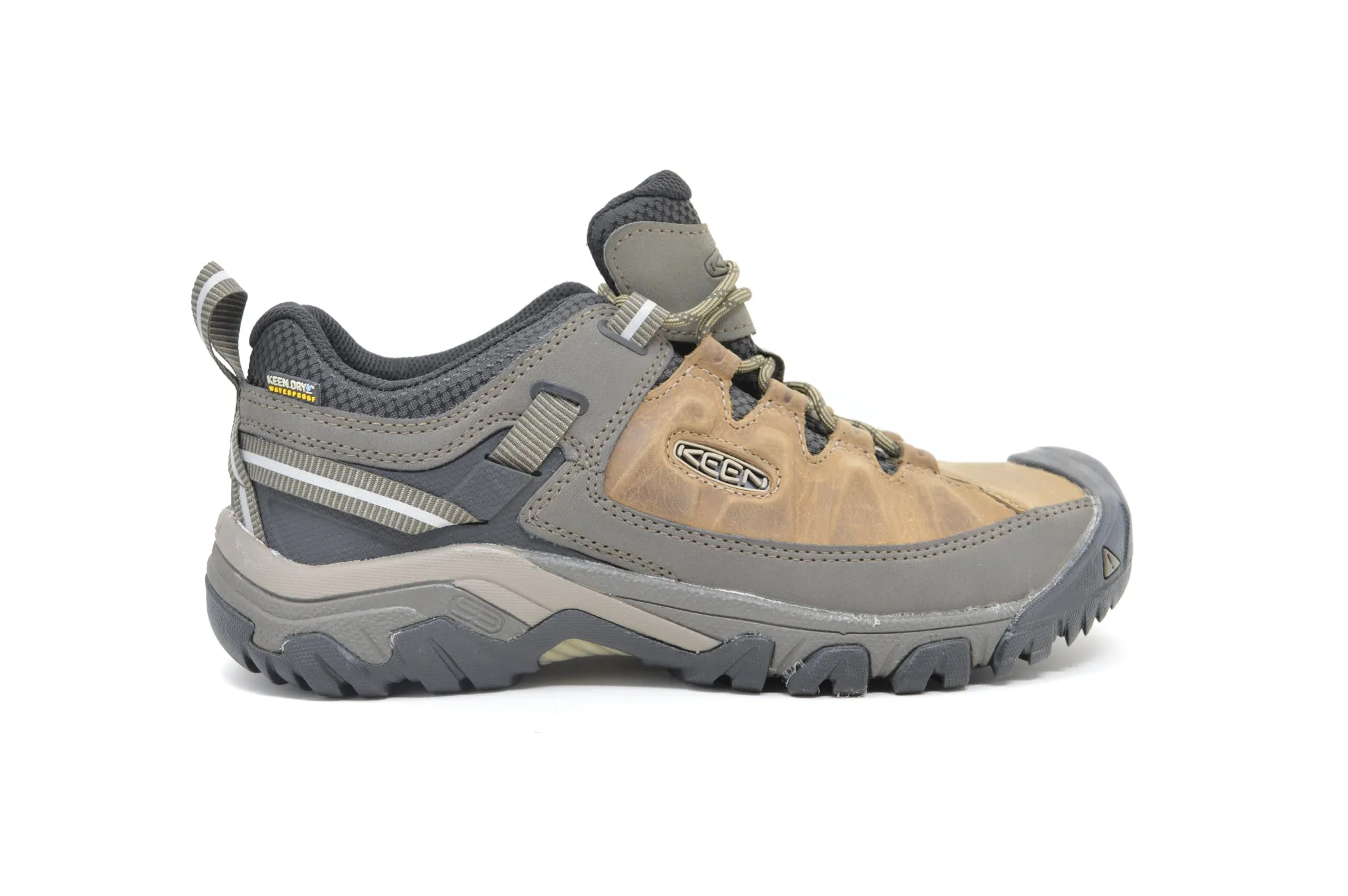 KEEN. TARGHEE Hiking Shoes Clipart