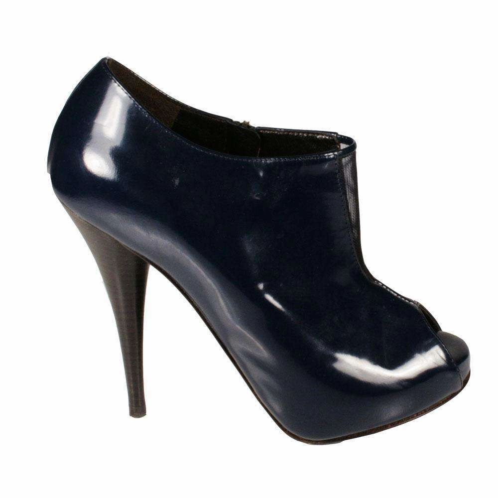 Ankle Boots Low Heel Fendi Designer Shoes for women Navy Bootsy / Short Boots 8X2982 (FFW18)