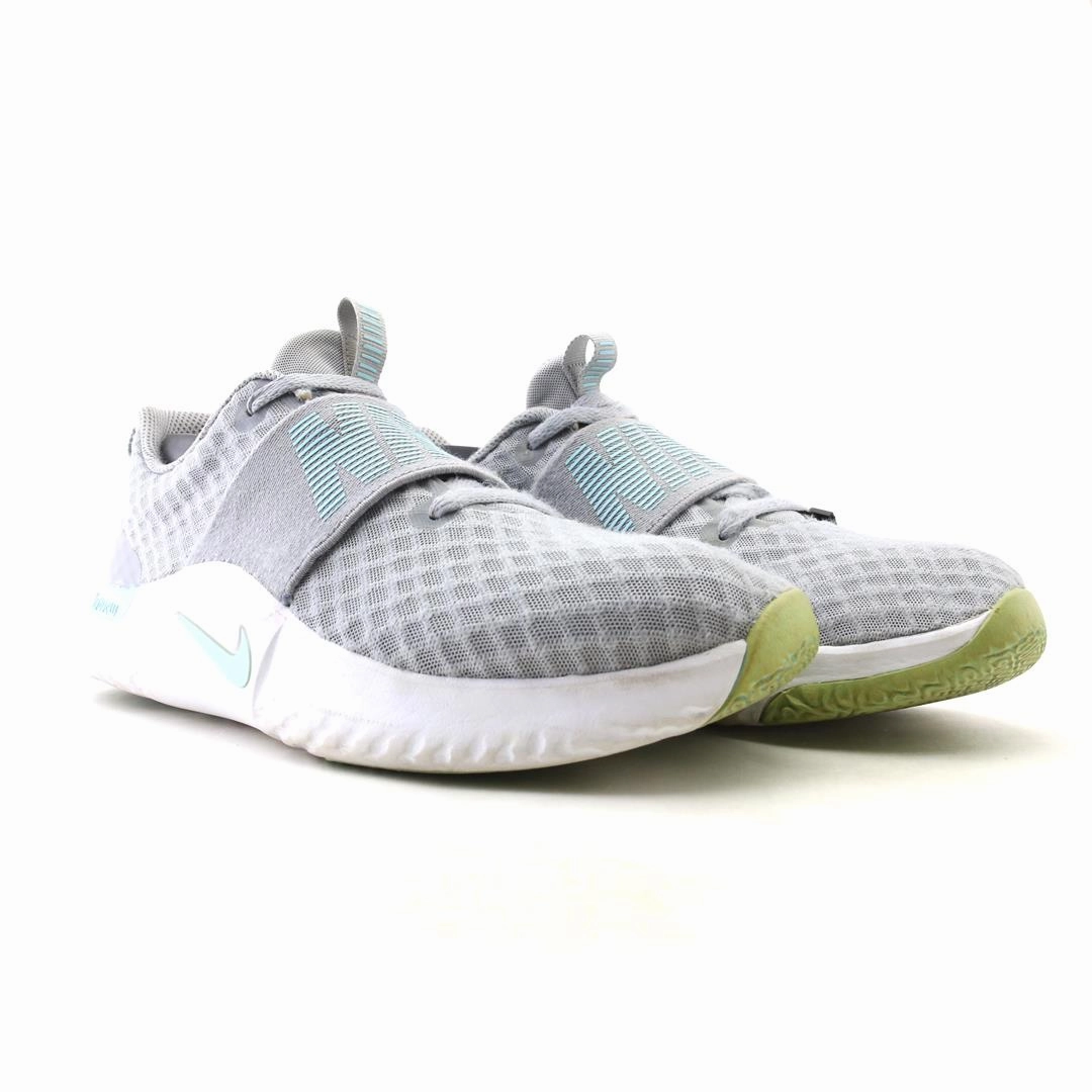 Gel-cumulus 26 Running Shoes NIKE IN-SEASON TR 9