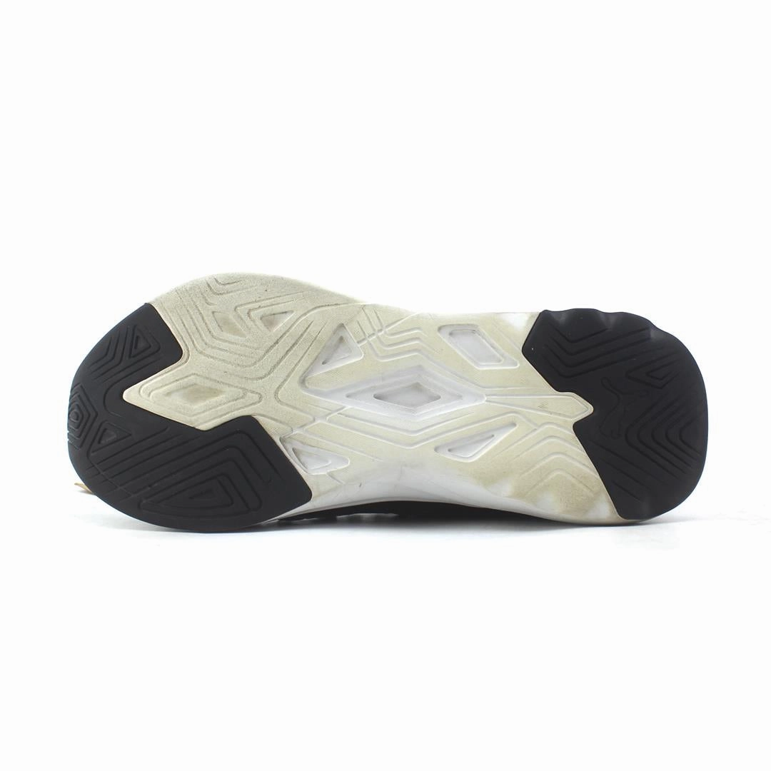 Running Shoes On Jeans PUMA SOFTRIDE SOPHIA