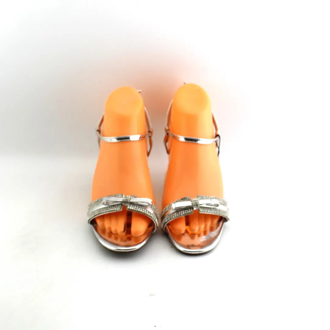 Steve Madden Heels 2 LIPS TOO ENDLESS 13