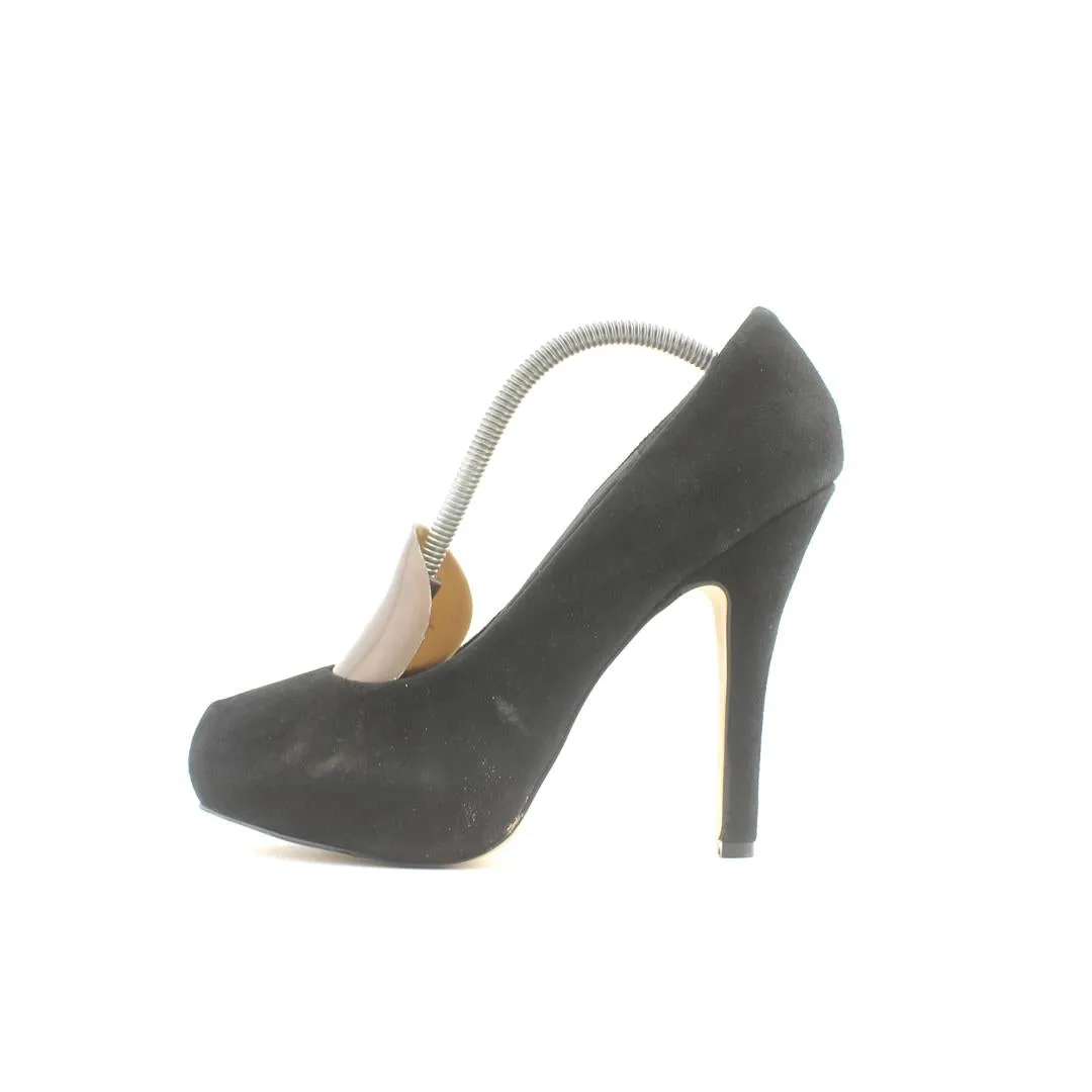 STEVE MADDEN . Cast Of High Heel Homicide