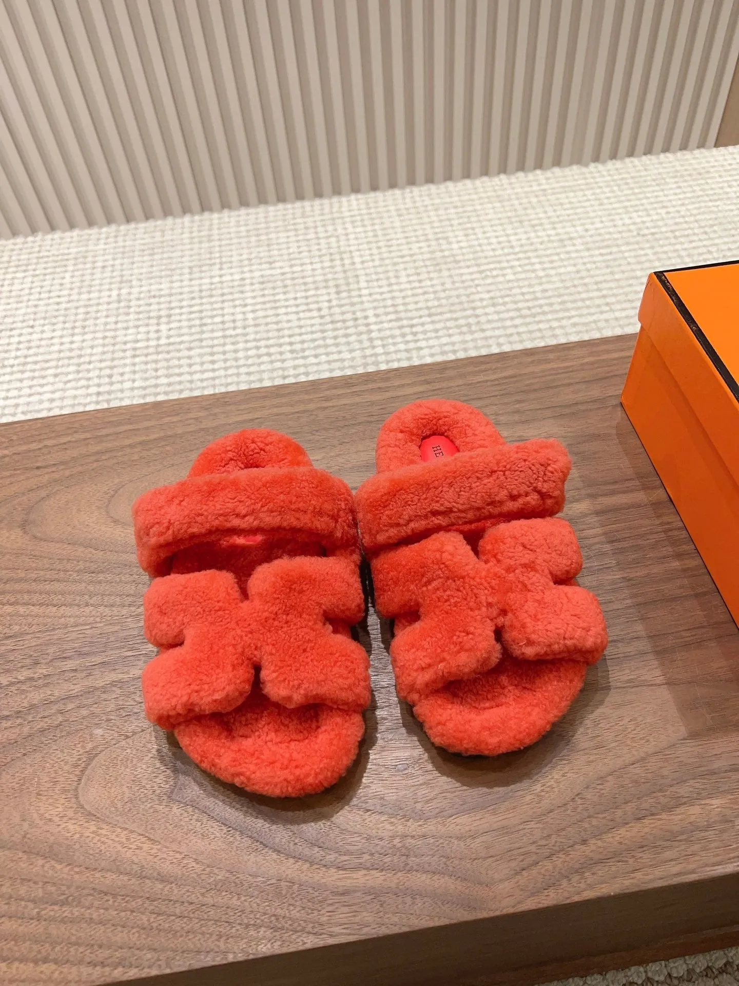 SE1230 H Chypre Sandal / Size5-10 Sandals With Bling