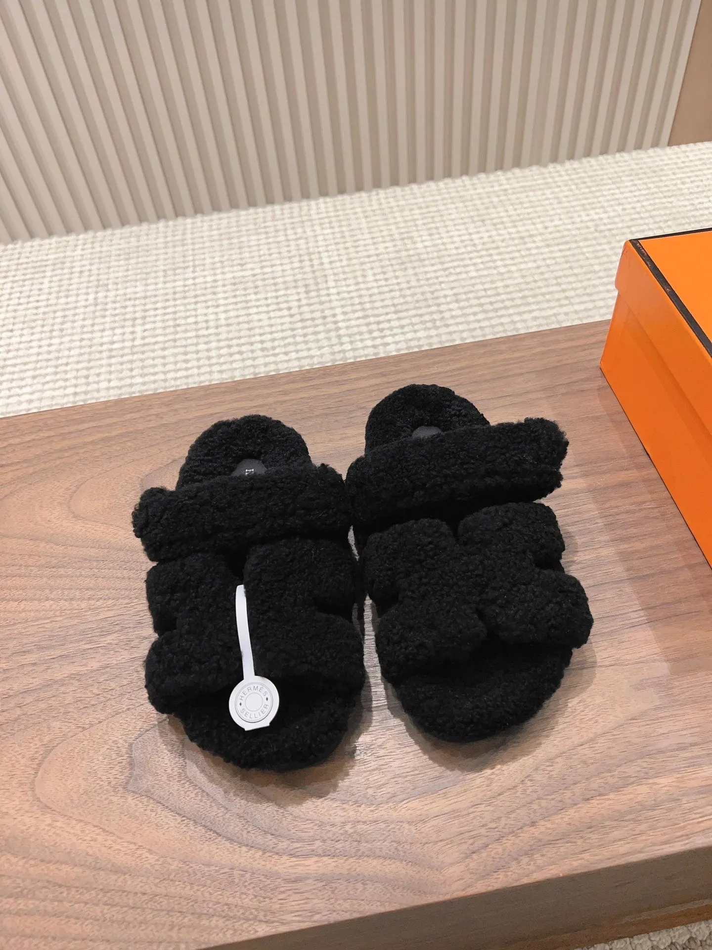 SE1234 H Chypre Sandal / Size5-10 Sandals Hide Toes