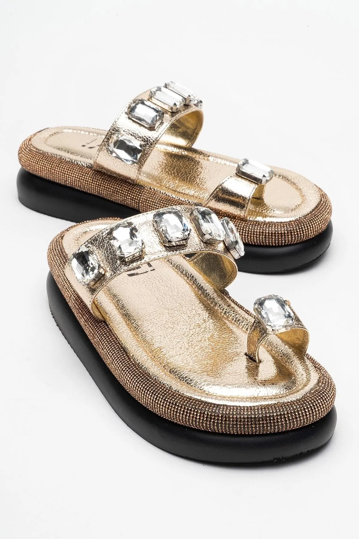 Evans Jeweled Platform Sandal Best Sandals To Wear With Plantar Fasciitis