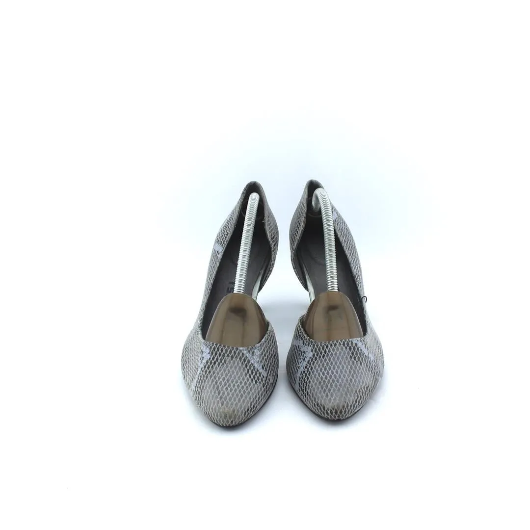 TSUBO . High Heels Socks