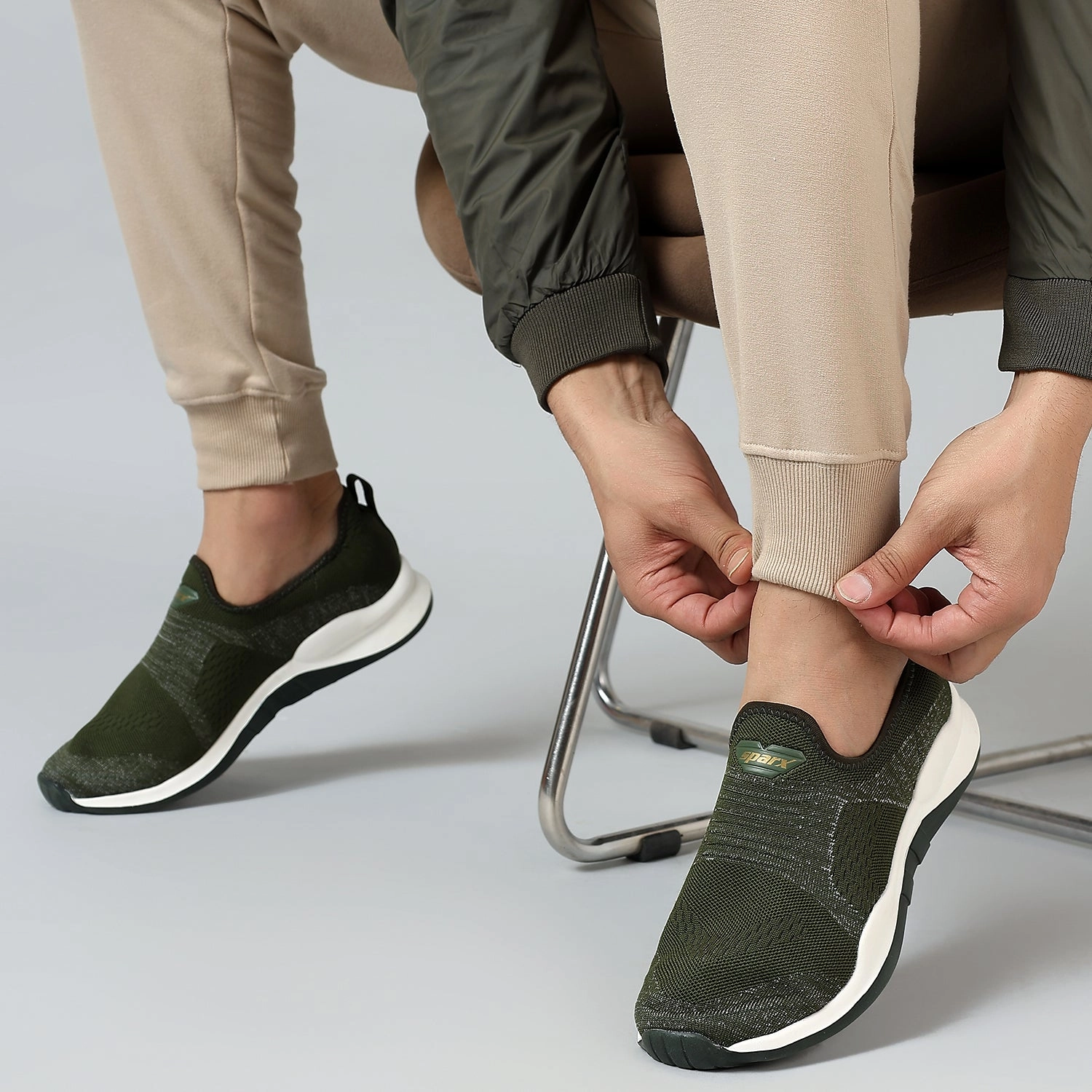 Shoes for Men SM 946 Low Heeled Oxfords