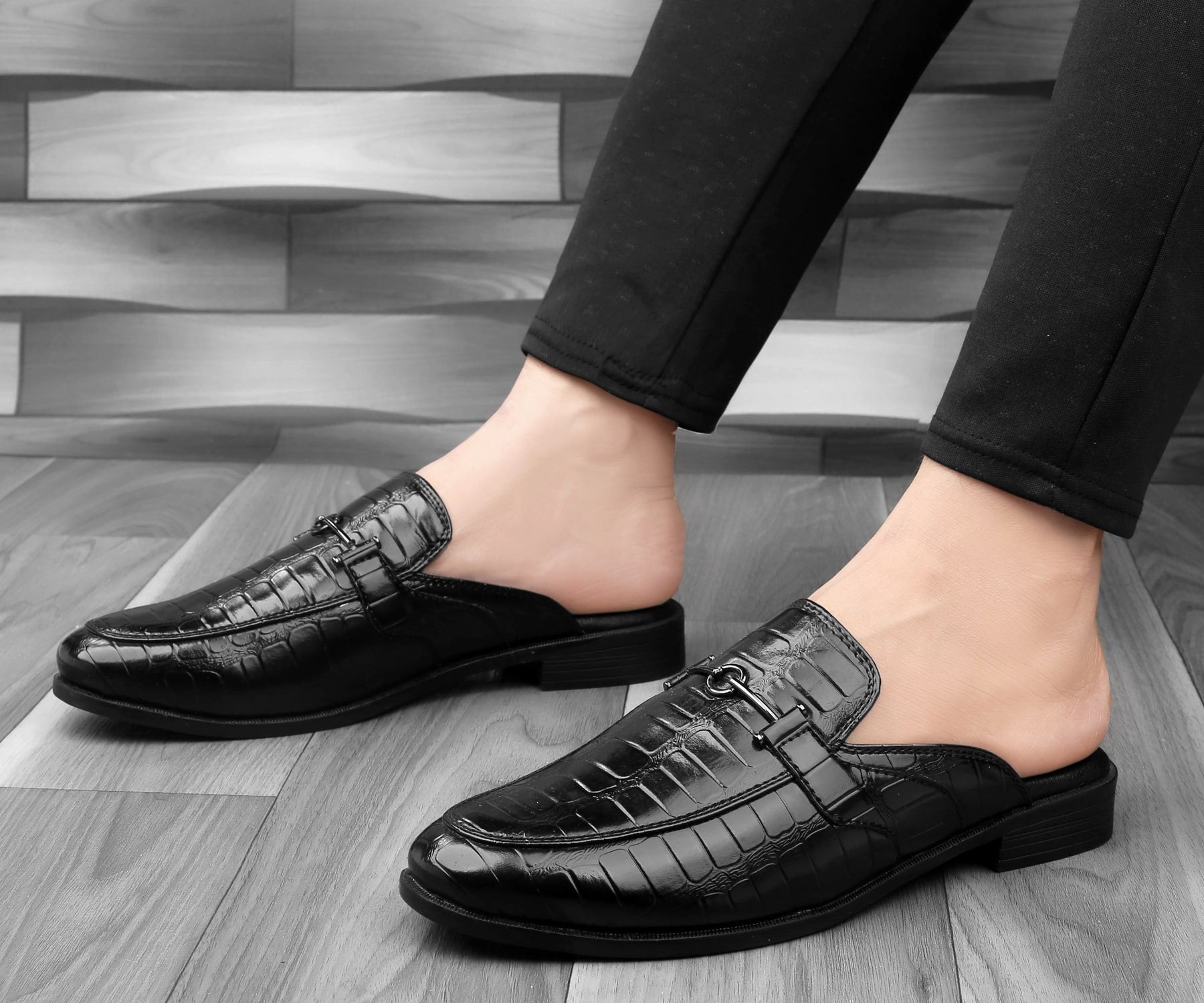 Dress Shoes Vs Loafers Bacca Bucci Men's NOVA Mules Clogs Open back Loafers with Comfortable Memory Insoles