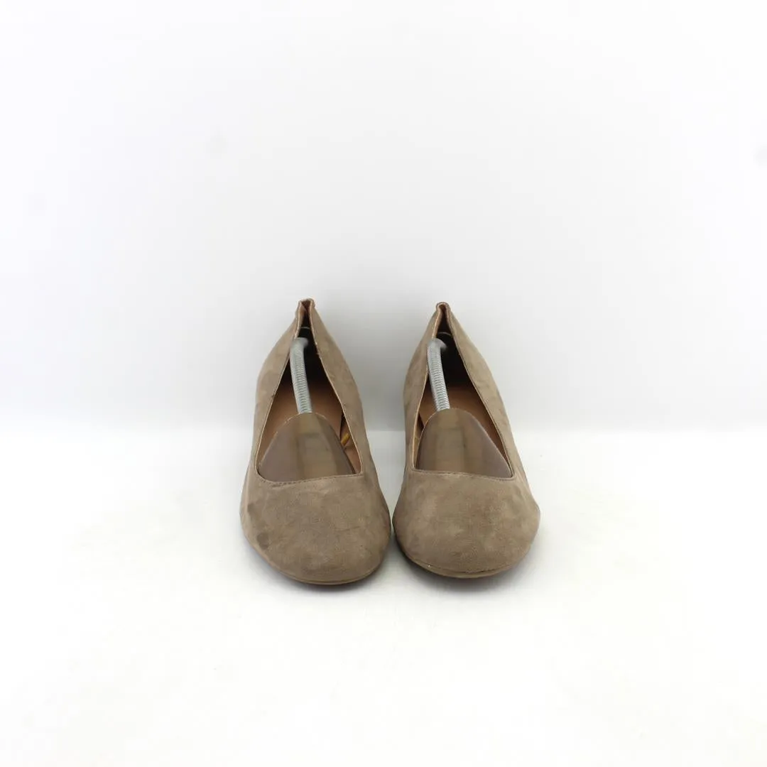 TIME AND TRU . High Heels Peach