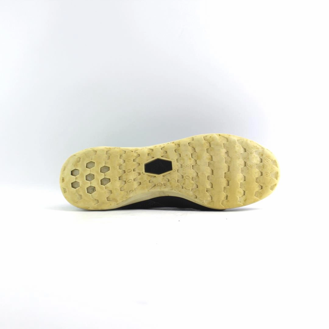 ADIDAS . Oxfords Brogues Difference