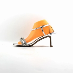 2 LIPS TOO ENDLESS 13 Slippers That Look Like Shoes