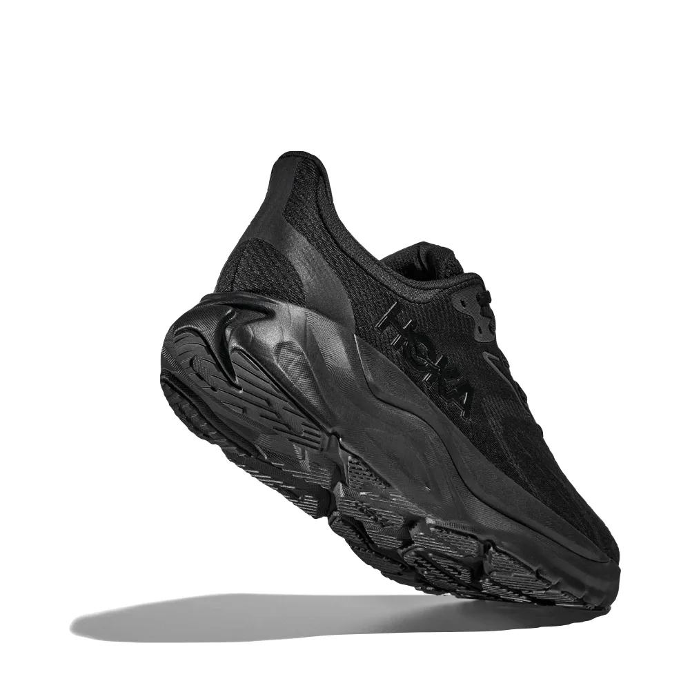 For Tennis Hoka Women's Arahi 8 Sneaker in Black/Black