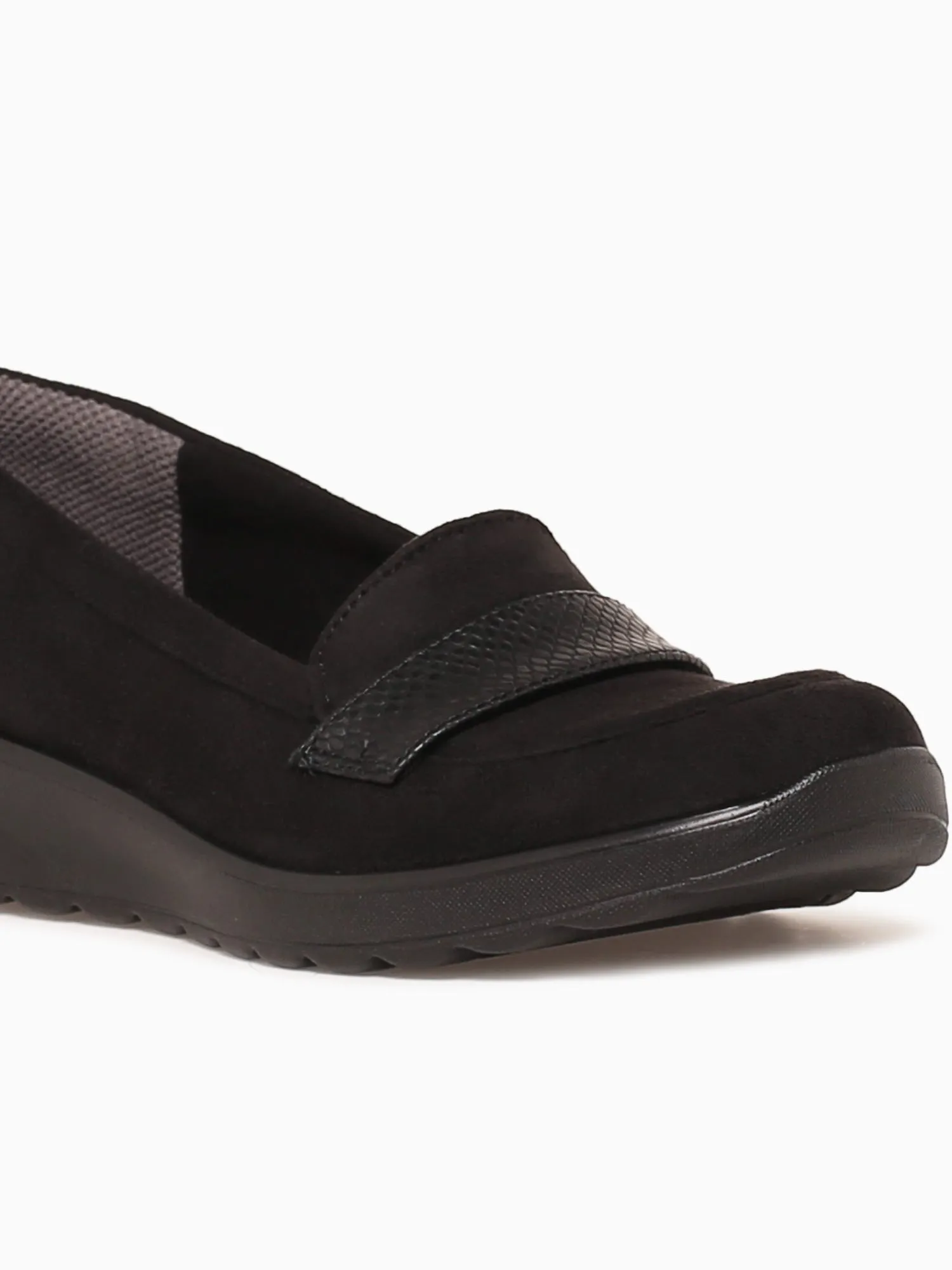 Gamma 2 Black Fabric Pointy Loafers