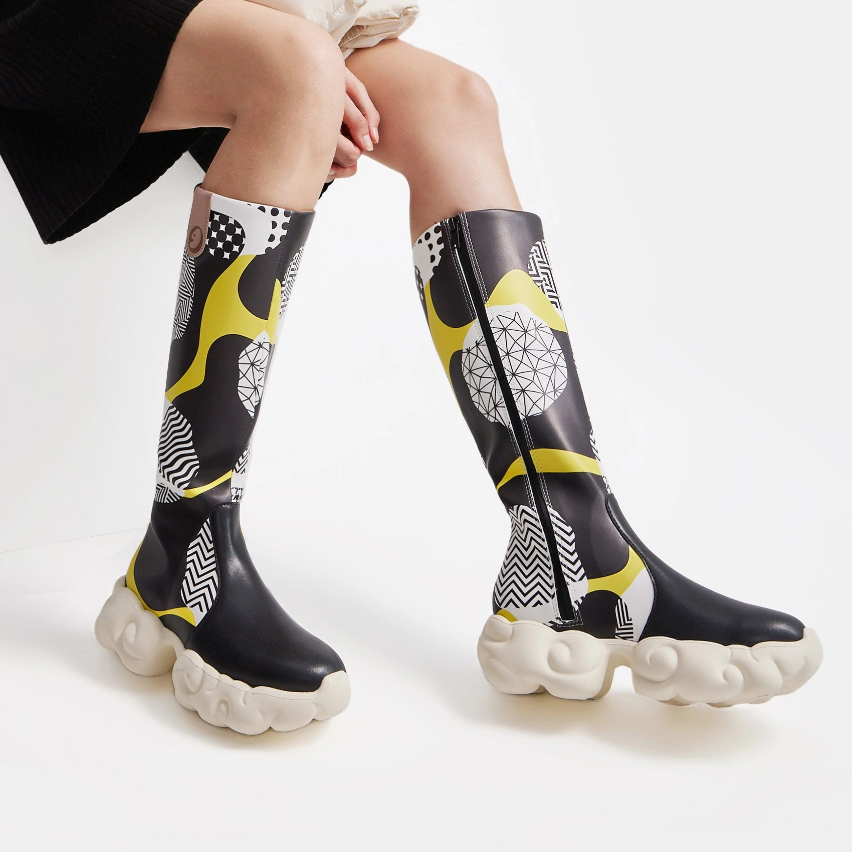 Daylight Moment Cloud V Women Barefoot Cowboy Boots