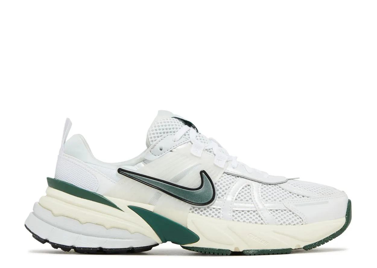 Nike Womens V2K Run Fire Nike Slip On Shoes