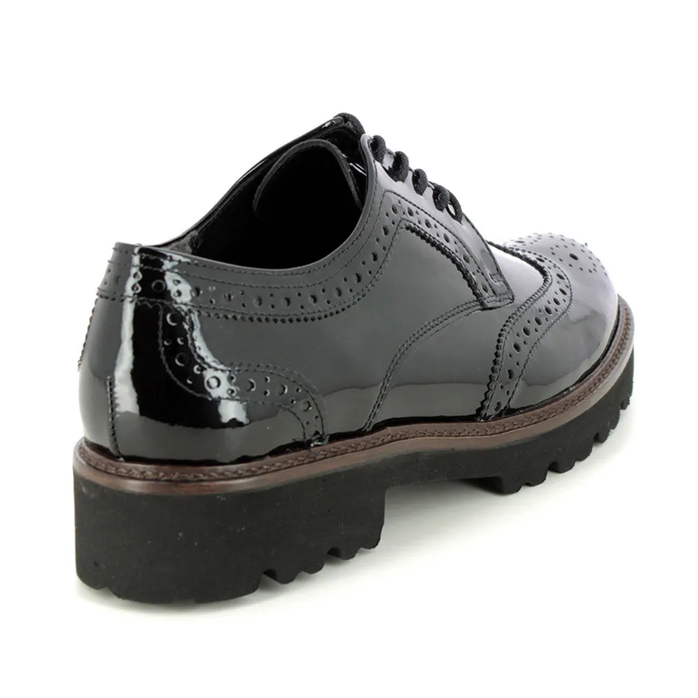 05.244 Patent Leather Lace Up Oxford Or Brogues