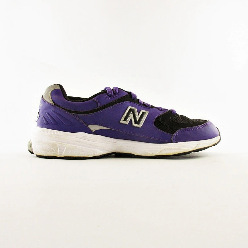 NEW BALANCE 2001 New Balance Classic Sneakers