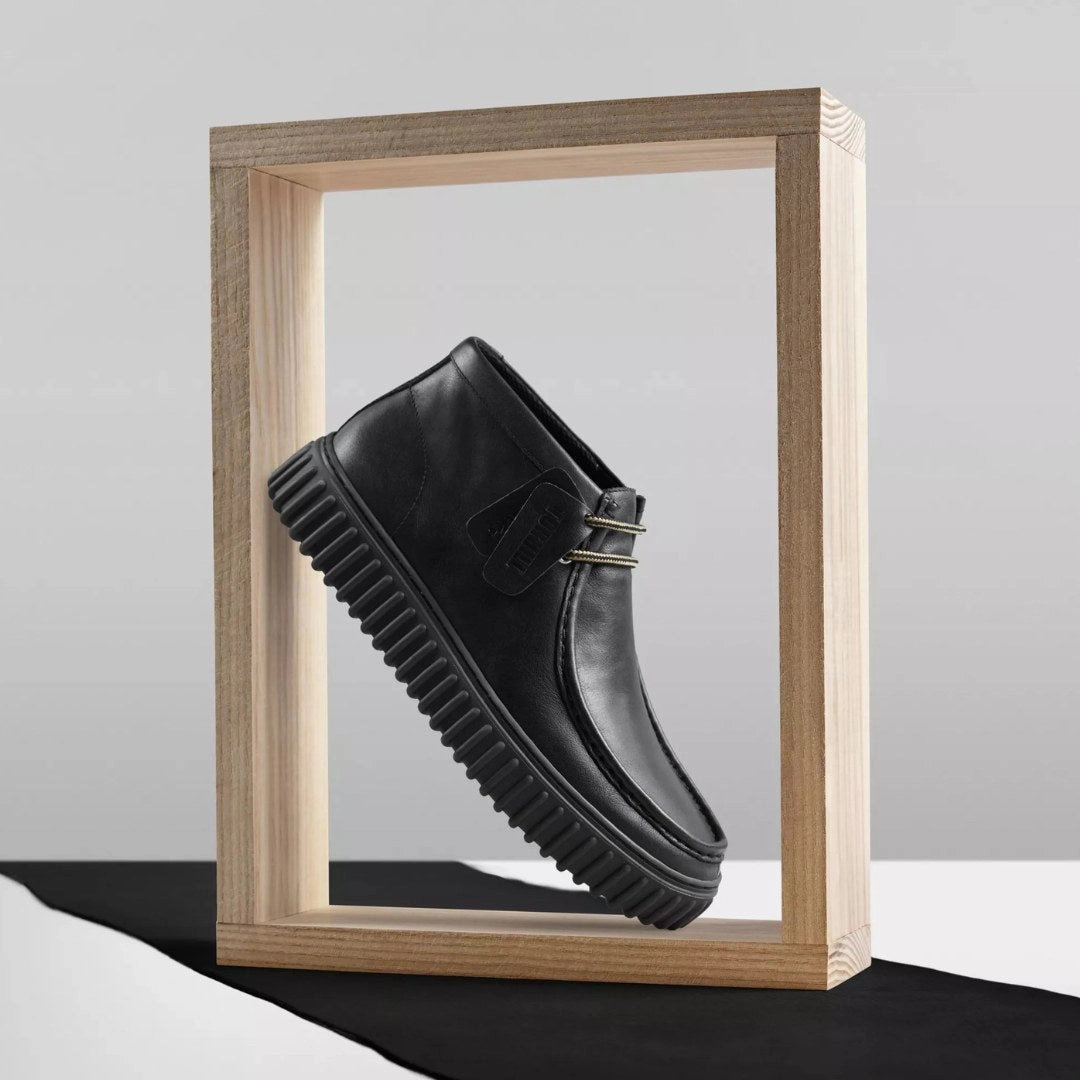 Torhill Hi  Black Leather Ankle Snow Boots