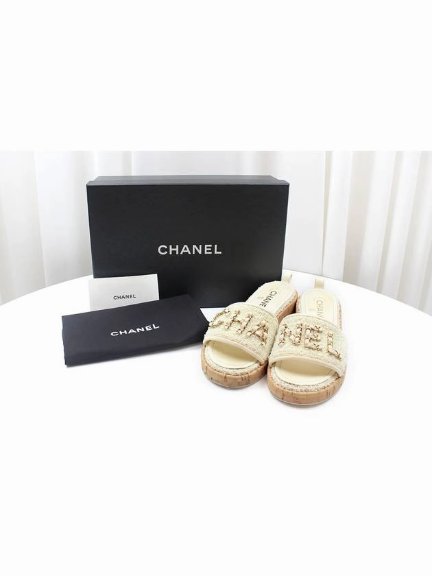 Tweed Chain Logo Slides Women s Mule Slippers Ivory 36 5 Size G34826 Chanel Retro Slides