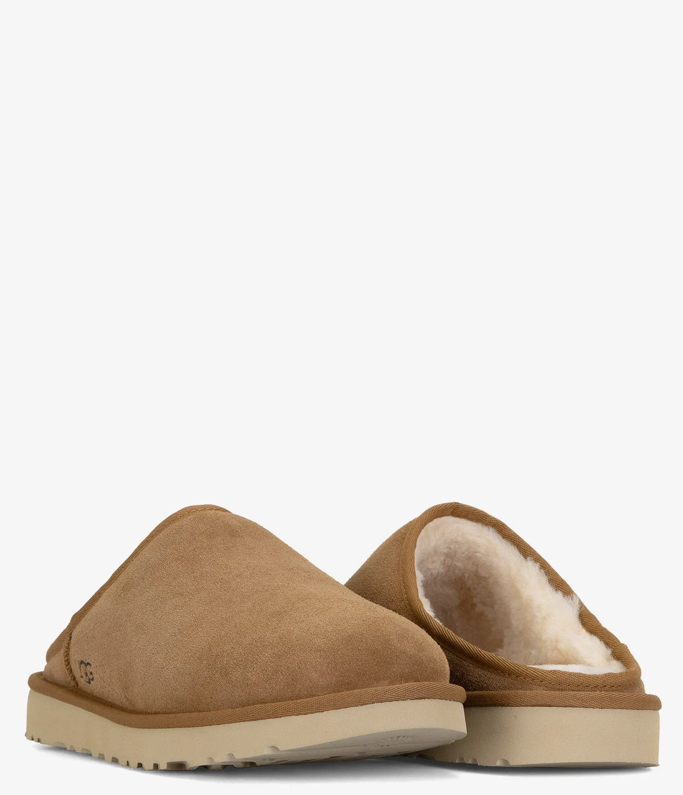 UGG Classic Slip-On - Men Slip On Slippers With Rubber Soles