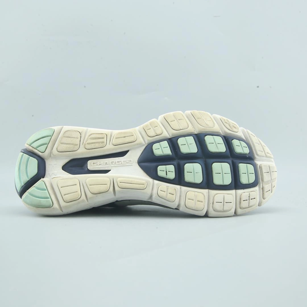 Broad Feet Running Shoes UNDER ARMOUR SPEEDFORM FORTIS