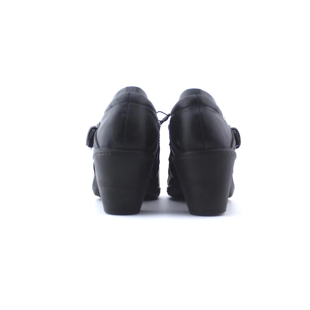 EASY STREET . Long Legs And High Heels