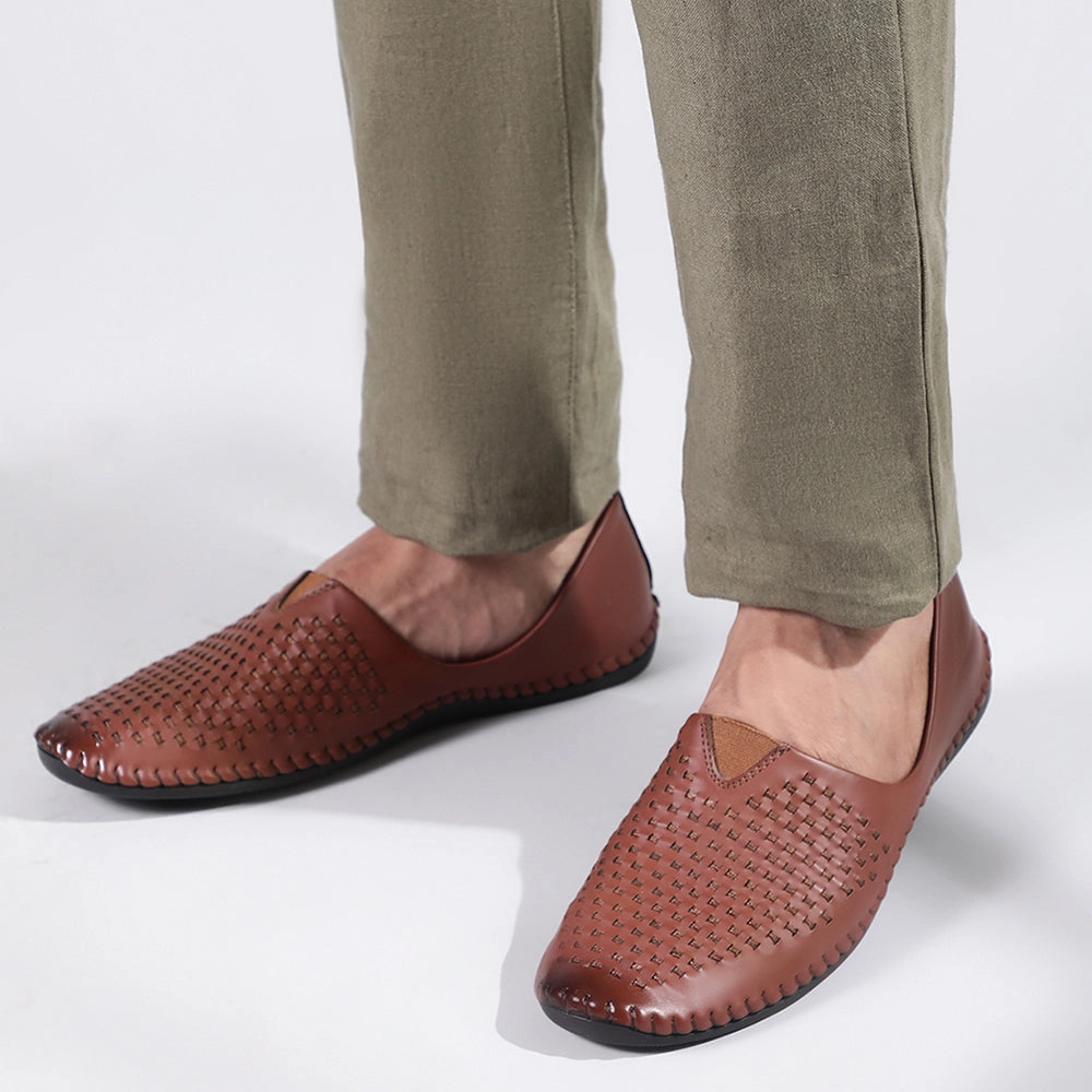 Fortune Tan Casual Mojari Loafers Shoes For Men AVN-40 By Liberty Suede Loafers Suit