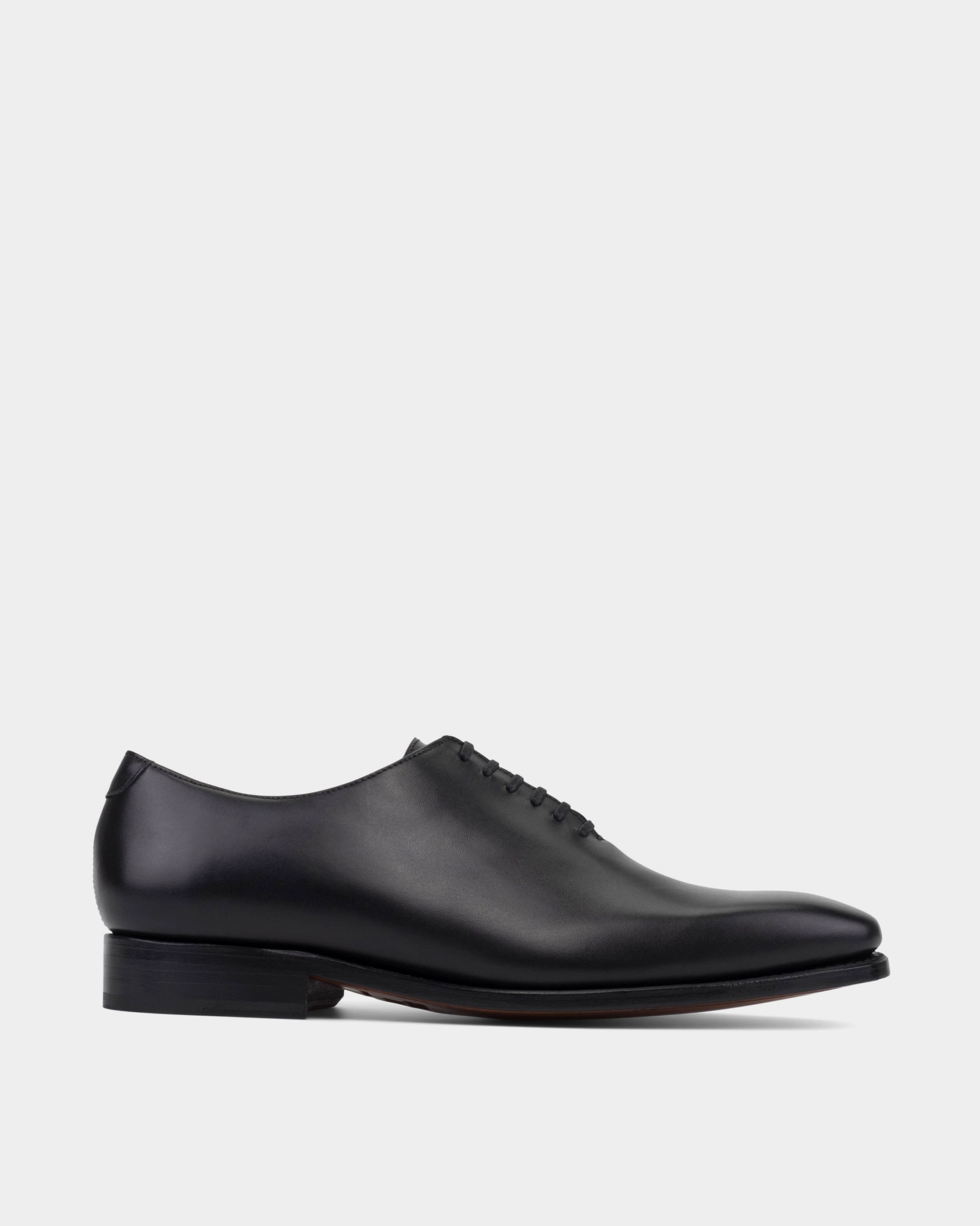 Oxford Flats Shoes Vincent Black Calf in 722 with Half-Rubber Soles