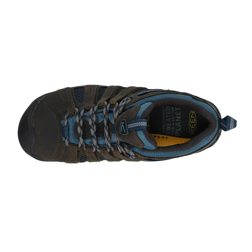 Best Hiking Shoes For Iceland Voyageur Hiking Shoes