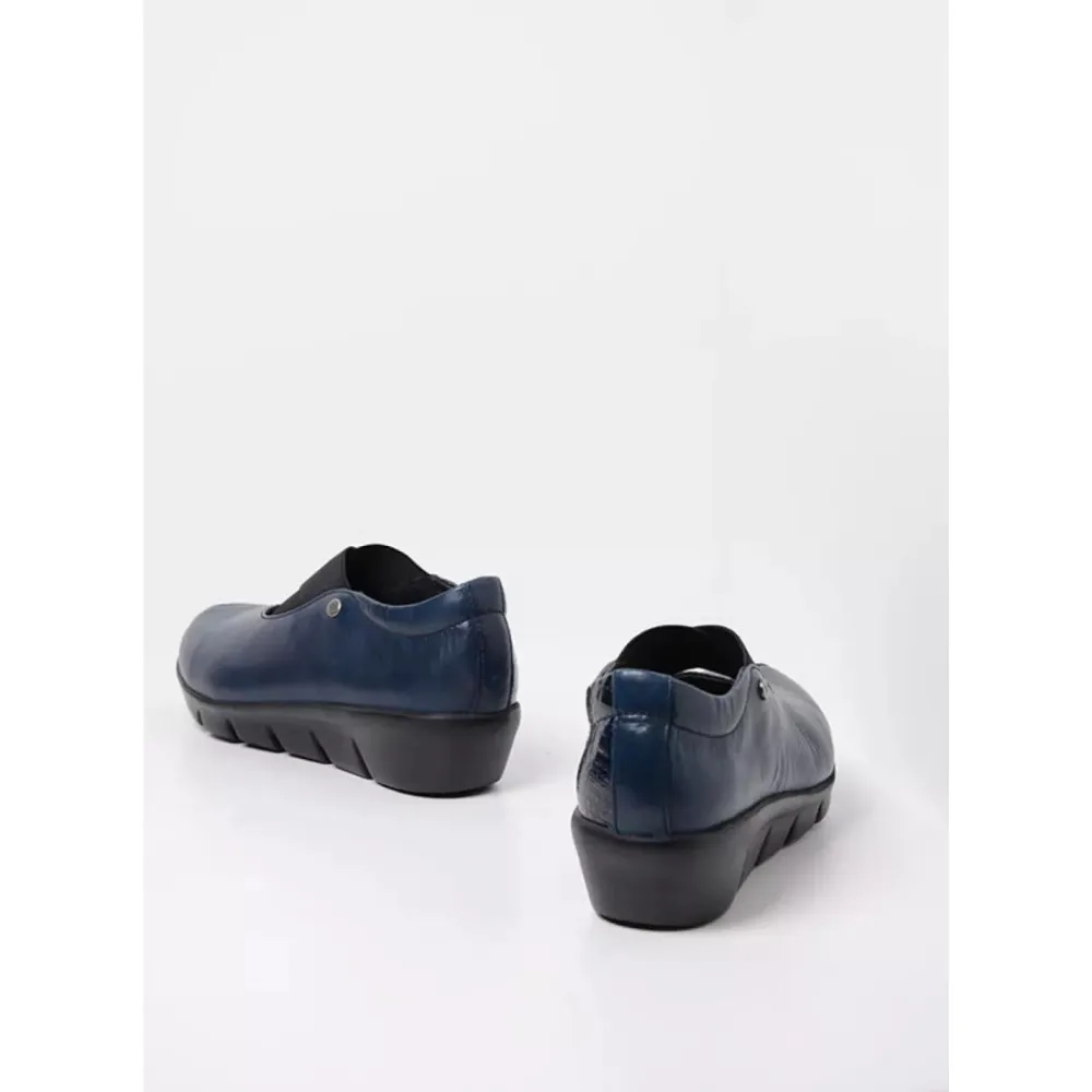 Birdie Loafers Wolky Cursa Denim Croco Leather Combo Loafer (Women's)